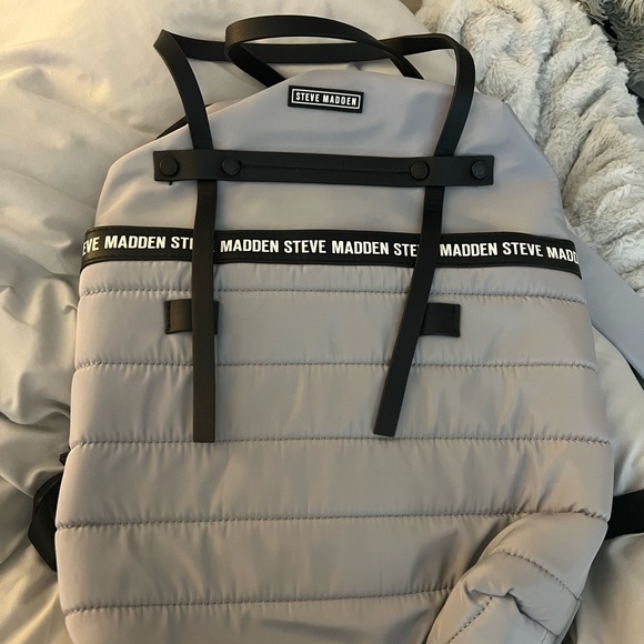 Steve Madden backpack - Picture 1 of 3